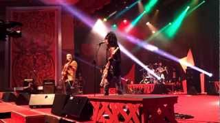 Download lagu SYJ/SOFEA - Syurga Di Hujung Jarum (Live) mp3