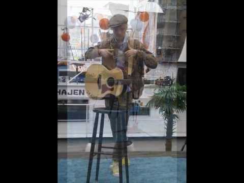 Ulrik Munther - Moments ago