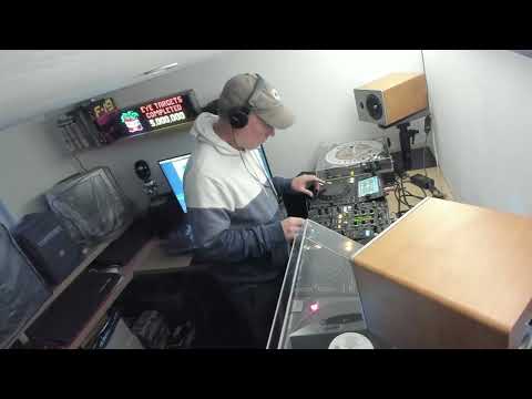 In the Garage - Episode 19 - Garage and House Mix