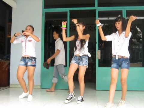 chang baby milo by Hue-Trang-Nhi