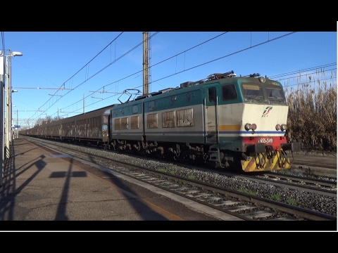 E655.549 sul MRS 66437 Porcari - Maddaloni Marcianise, in transito a Latina