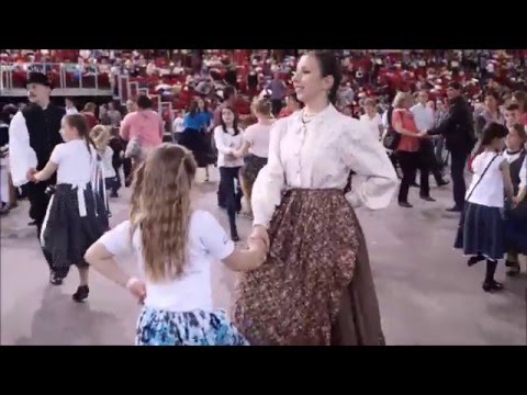 35  TÁNCHÁZ TALÁLKOZÓ Kiskunsági táncok   TÁNCTANÍTÓ VIDEÓ