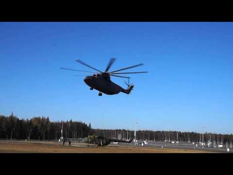 Patriot Park - Mi-8 airlifted by Mi-26, Oct 21 2015
