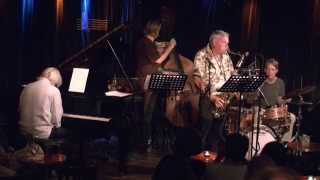 Ernst Bier - Mack Goldsbury Quartet live at Jazzclub A-Trane playing Time on Monday by M.Goldsbury