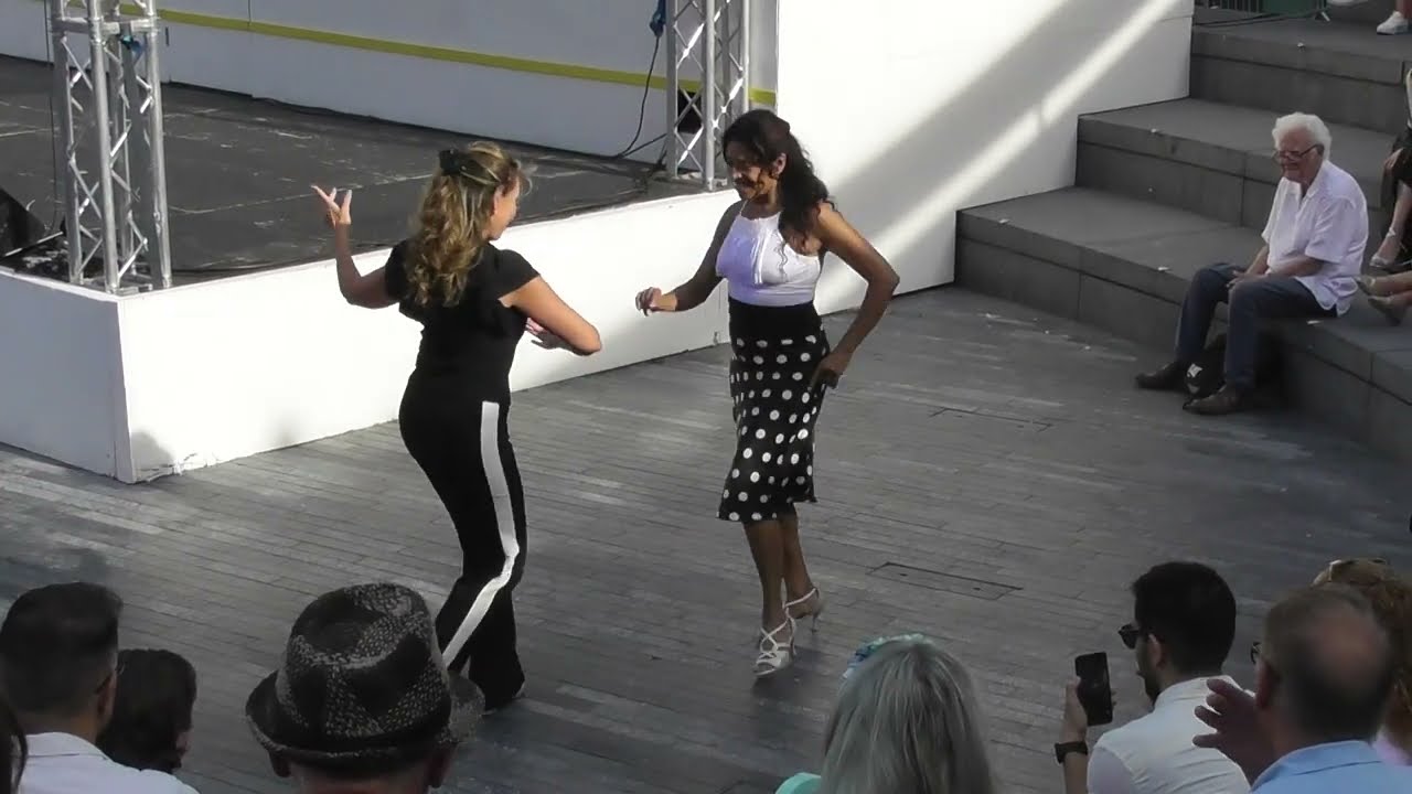 Raquel Greenberg and partner Tango performance #2 London goes Tango
