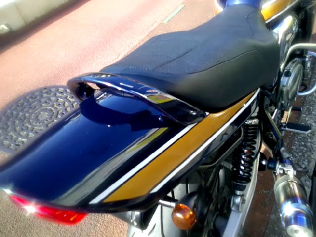 イナズマ1200(GSX1200FS)/スズキ 油冷4サイクル4気筒エンジン ラジアル