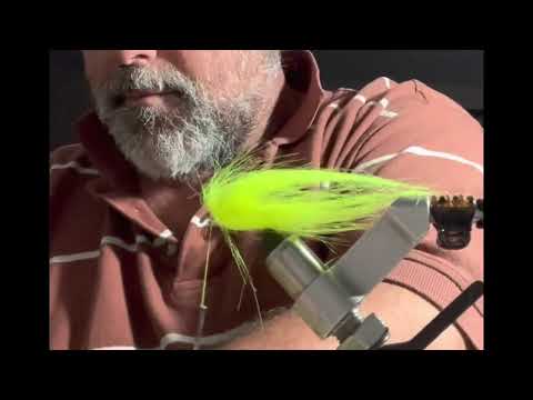 #4 Hook Reverse Tie Craft fur minnow