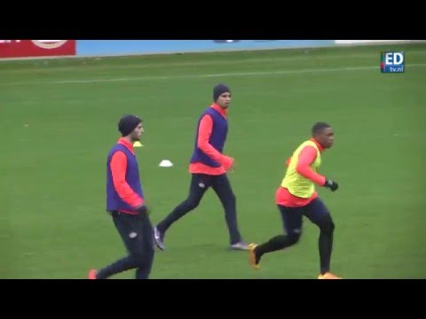 Staat Maher buiten spel bij PSV?