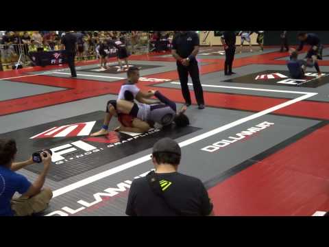 Kaniela Kahuanui vs Takashi Munoz No Gi advance Final at the 5