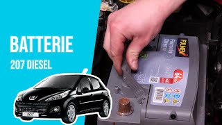 Youtube thumbnail of video "Changer la batterie"