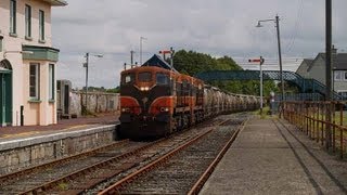 preview picture of video '147 & 144 on Waterford-Limerick cement train at Tipperary 03-August-2007'