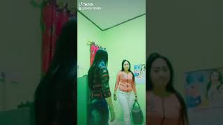 Download lagu Berbeza kasta.. mp3