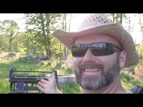 When Life Gives You Lemons..... Live on the farm