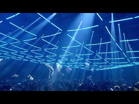 Martin Garrix feat. Mike Yung - Dreamer [Live @Amsterdam RAI 2019]