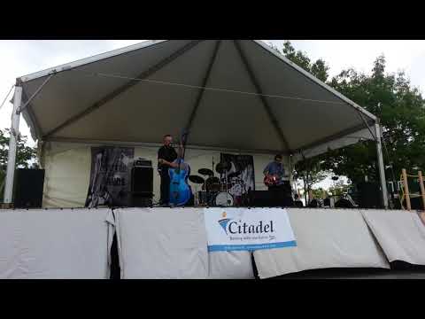 Tutti Frutti - The Rivers Rockabilly Trio