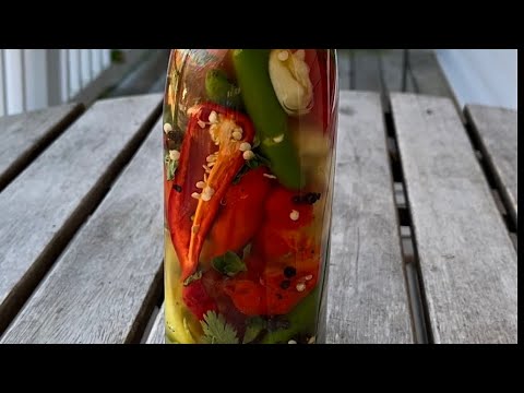 El Mejor Pique Boricua [Puerto Rican Hot Sauce]