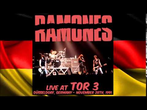 Ramones - Tor 3 - Dusseldorf, Germany (Nov. 28, 1991)