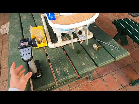 RC Boat prop - unbalanced vs balanced propellor