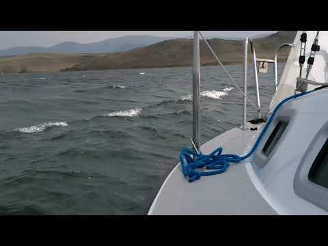 Sailing "Mandatory Fun" (P-18) on Eleven Mile Reservoir