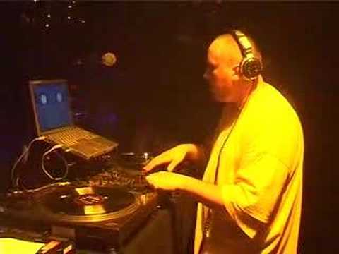 Chief Rockers: Dirty Swift vs DJ Djel - Swift Set 1 Part 3