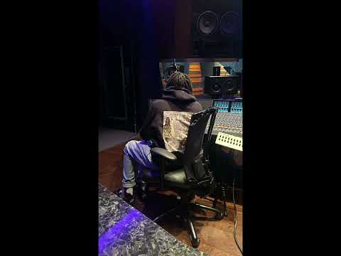 TillyHome - Bring Bacc Act Freestyle