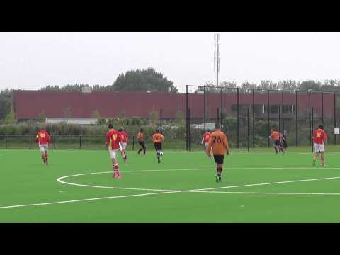 24 aug 2013 VV De Meern B2 - Sporting '70 B1 beker 3-2 een aanvalsopbouw