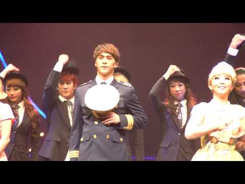 [fancam] 130111 Dongwoon curtain call 4PM Part2 [Catch Me If You Can]