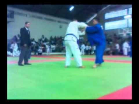 Judô - Leonardo Kimura (Azul)