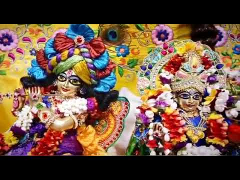 Today's Shringar Aarti Darshan of Sri Sri Radha Madan Mohanji and Srimati Radha Rani at Iskcon
