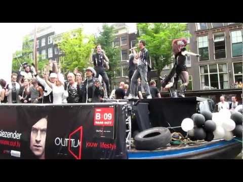 Amsterdam Canal Parade 2012 - OUTtv float