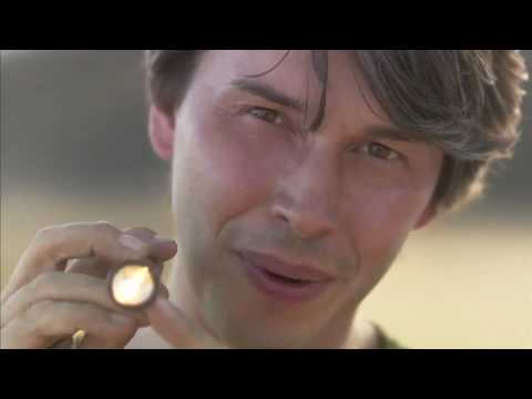 Wonders of Solar System - Prof Brian Cox explains why planets cool down