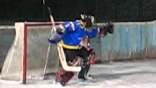preview picture of video 'Hockey Goalie warm-up ( Italy )'
