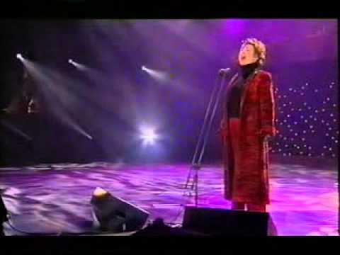 Lesley Garrett "Dream the Impossible Dream"