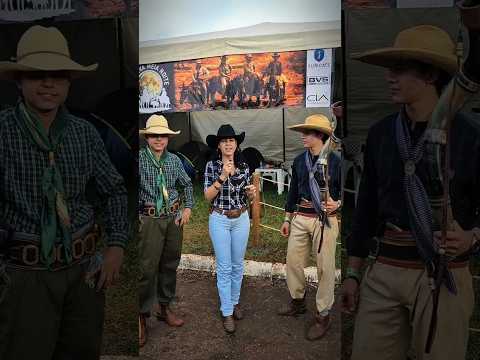 Cheguei chegando no 18° Encontro Nacional de Muladeiros de Iporá-GO e olha quem eu encontrei Adiel