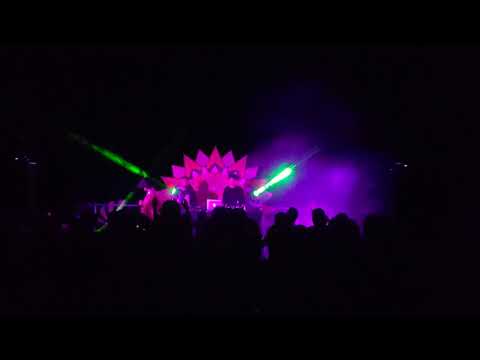 Crazy P - Eruption (live @ Bash Bar, 9 Aug 2017)