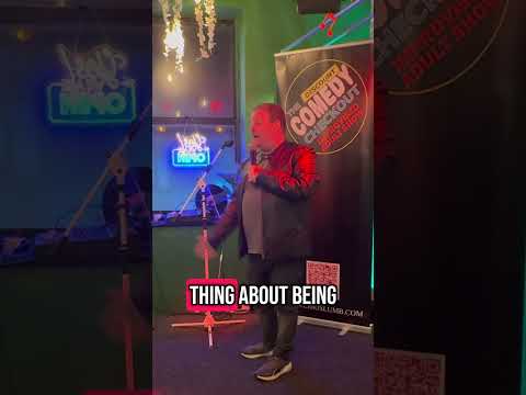 Worst thing about being a Smith? #standupcomedian #audiencereactions #smith #livecomedy