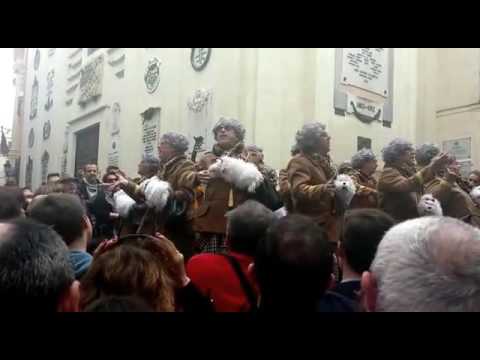 Chirigota Mi suegra como ya dije - Pasodoble: Cena de fin de año