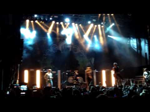 August Burns Red - Set Intro & Empire [Winter 2012 Tour - Houston, TX] *1080P*