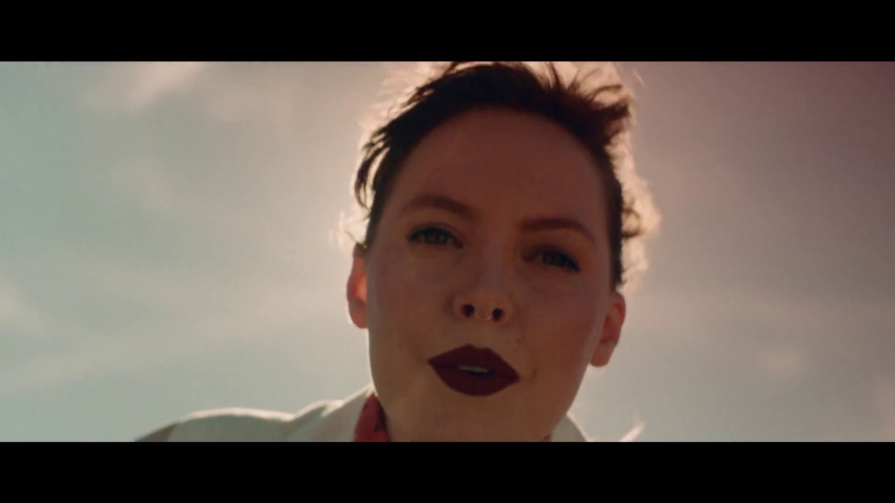 Sylvan Esso - Die Young [OFFICIAL] - YouTube