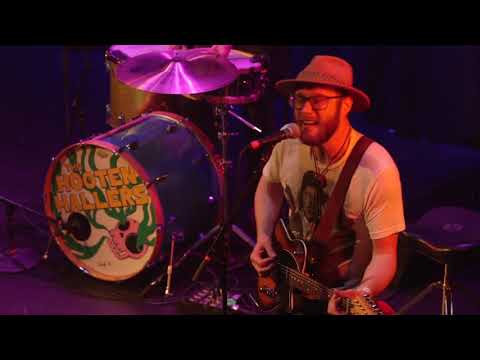 The Hooten Hallers: Sticks and Stones (Live in Missouri)