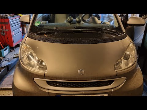 The Smart ForTwo won't start. Where is the starter motor? The starter generator.