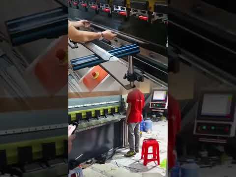 Máy Chấn Thủy Lực