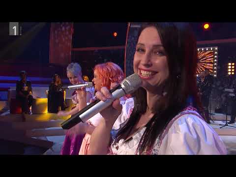 Brigita, Boštjan, Klavdija, Tadeja - Oktobra se veselim, Kraljica jodlanja (V petek zvečer)