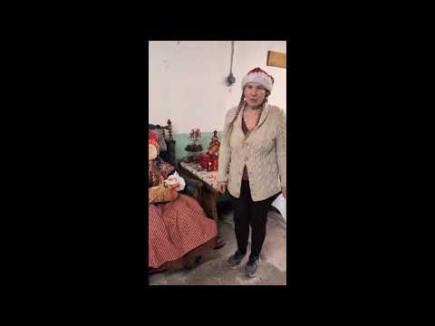 Lucka 18, julkalender 2025 Åkerby gård, Sorunda. Cafe & gårdsbutik. Gott fika, perfekt utflyktsmål!