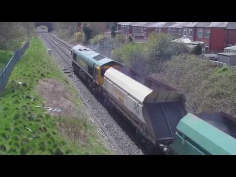 66613 opens up on 6H81 Guide Bridge Sidings - Tunstead Sidings @ GB 872 on 1.5.13 - HD