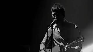 NOEL GALLAGHER - FALLING DOWN (ACOUSTIC)