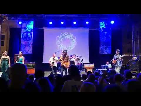 Love Caravan  "Anthony Basso" (una parte di un brano del bellissimo concerto)