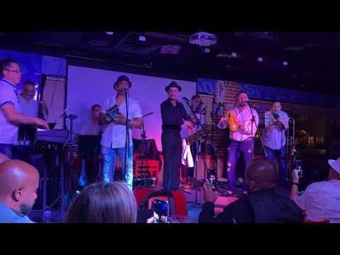 Ahi Nama Frankie Vazquez