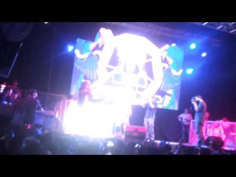 Sador vs Des - Octavos - Red Bull Batalla De Los Gallos 2014