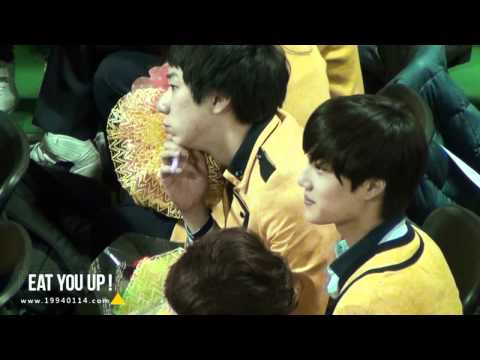 [EatYouUp] 120209 EXO KAI Graduation Ceremony01
